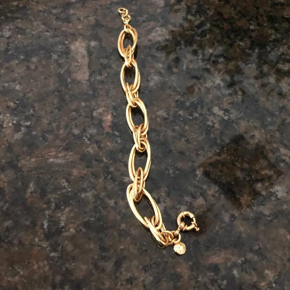 Gold Link Chain Bracelet - Women Jewelry - Picture 3 of 3